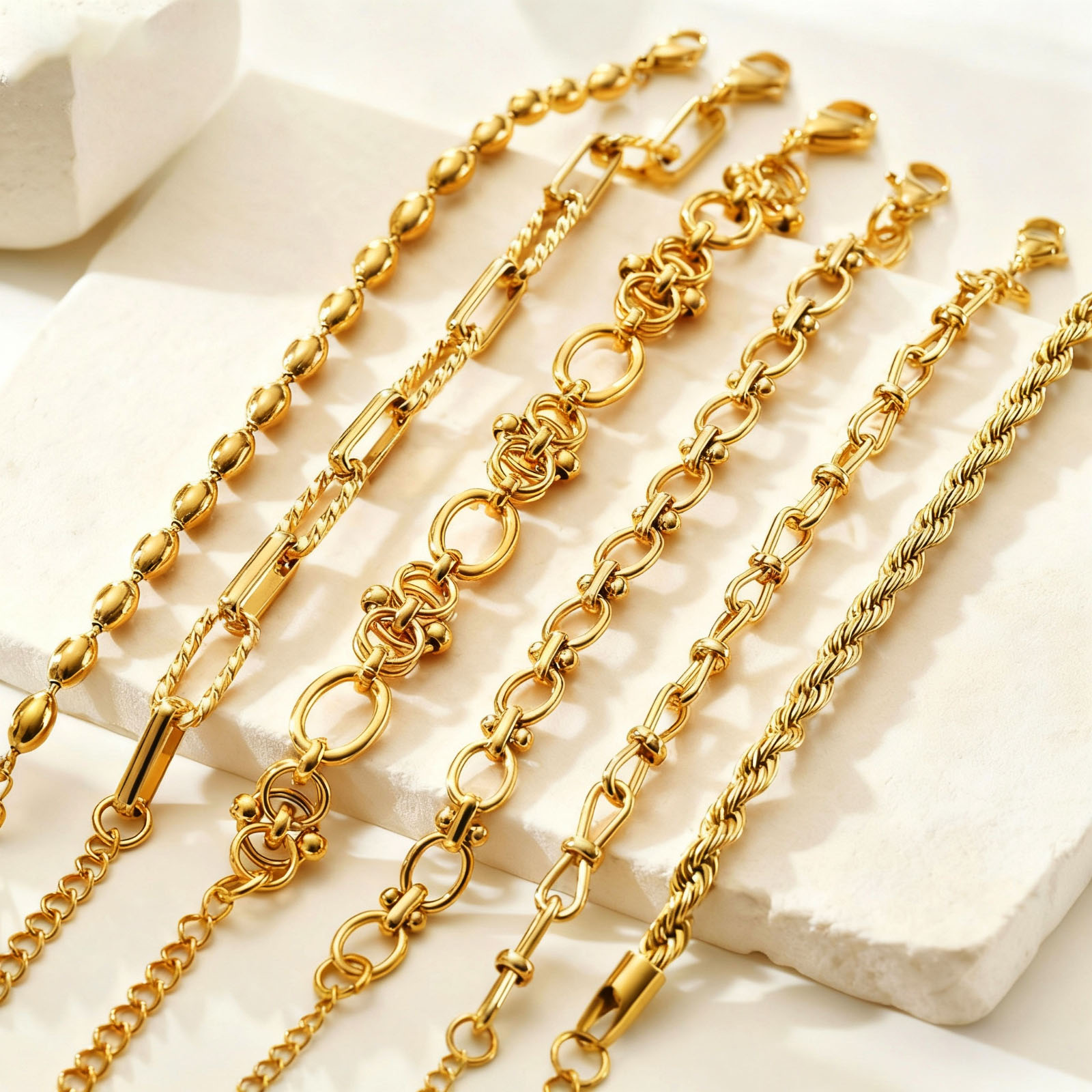 Women Bags Price - Bracciale a catena robusta placcata in