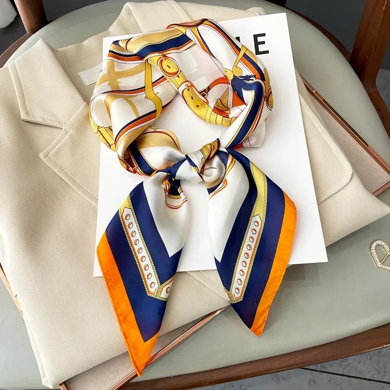 Women Bags Online - Foulard Quadrato Sottile in Seta di