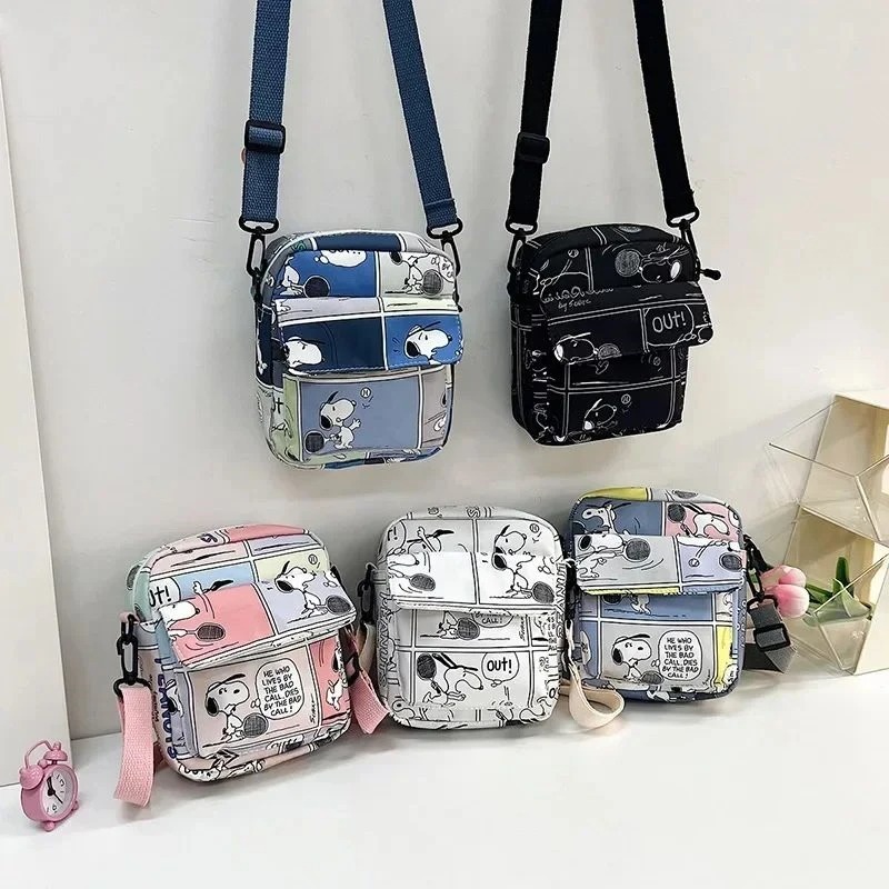 Women Bags Price - Borse a tracolla Snoopy per donna