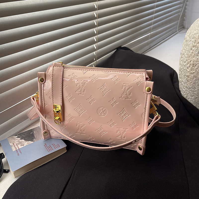 Collezione Design Classico 202 - Women'S Bags New Collection recensione e prezzo