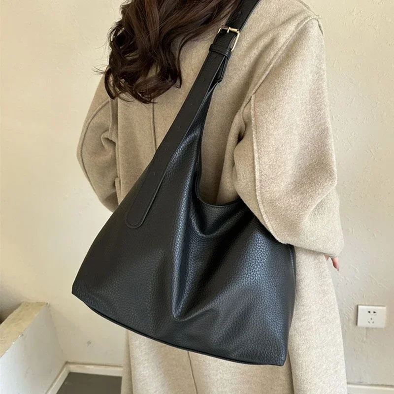 Borsa tote in pelle moda per d - Women Bags Trend 2025 recensione e prezzo