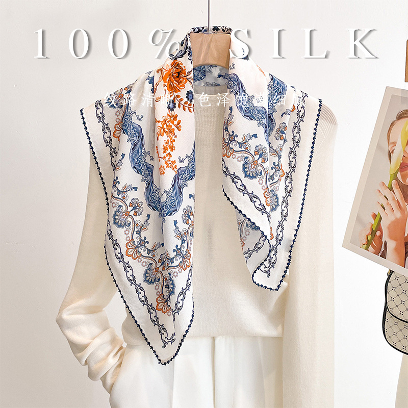 Foulard Quadrato di Lusso 100% - Women Bags Online recensione e prezzo