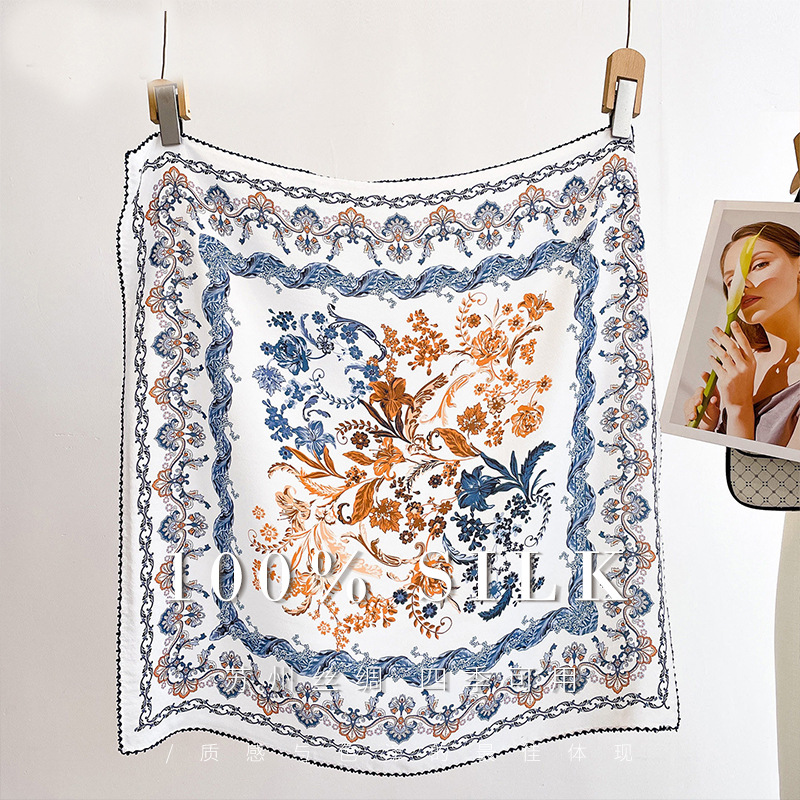 Foulard Quadrato di Lusso 100% - Women Bags Online recensione e prezzo